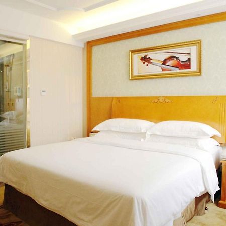 Vienna Hotel Guangzhou Nanpu Station Esterno foto