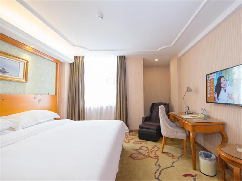 Vienna Hotel Guangzhou Nanpu Station Esterno foto