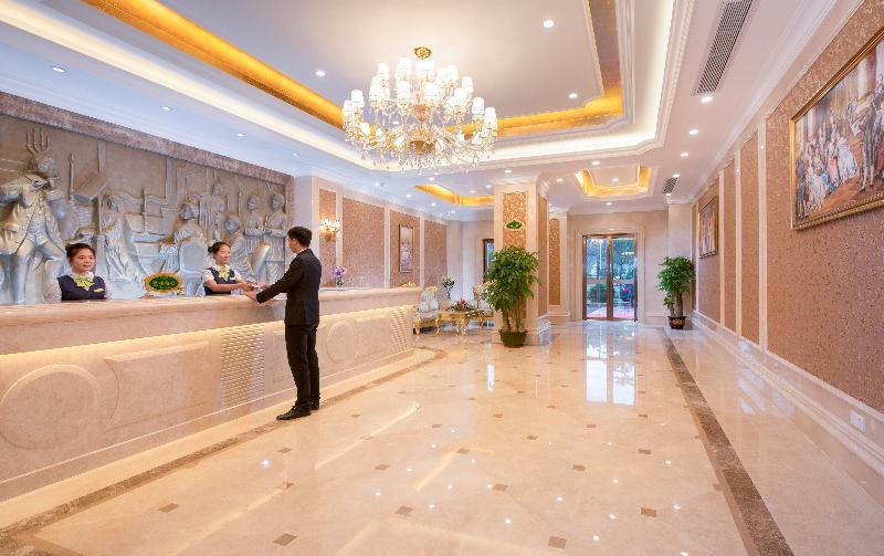 Vienna Hotel Guangzhou Nanpu Station Esterno foto