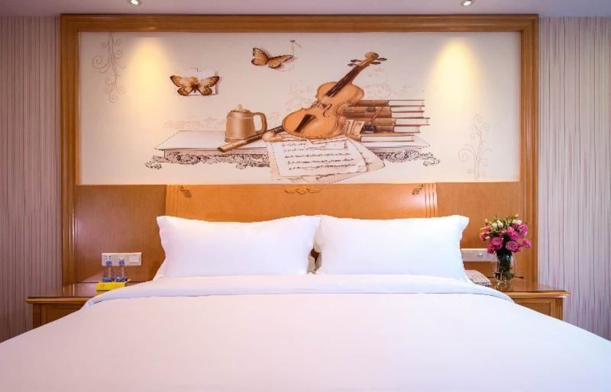 Vienna Hotel Guangzhou Nanpu Station Esterno foto